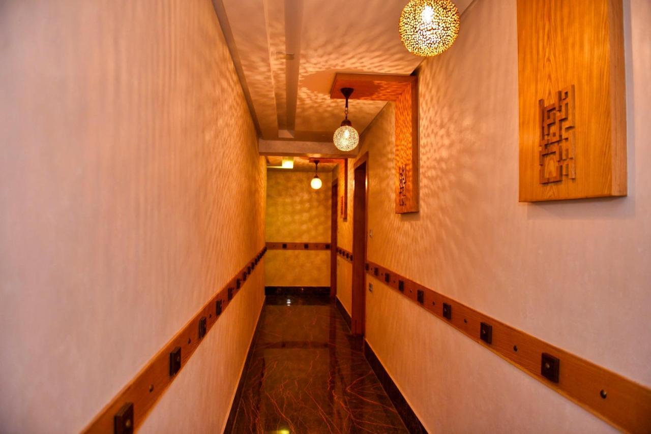 Appartement de prestige climatisé à l'hivernage 400m de la Gare Marrakesh Exterior foto